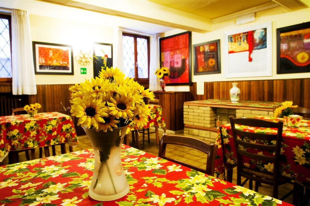 Hotel Ariosto Centro Storico Ρέτζιο Εμίλια Εξωτερικό φωτογραφία