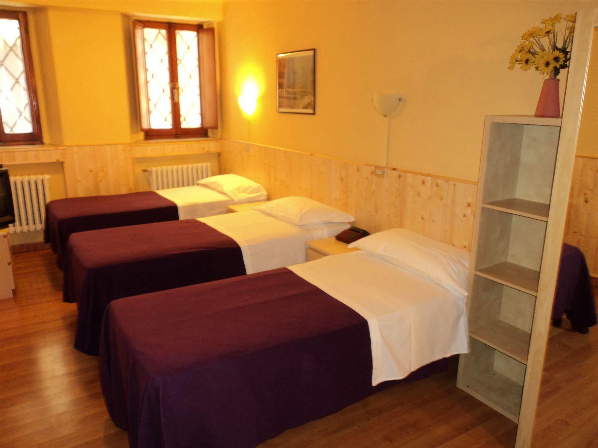 Hotel Ariosto Centro Storico Ρέτζιο Εμίλια Εξωτερικό φωτογραφία