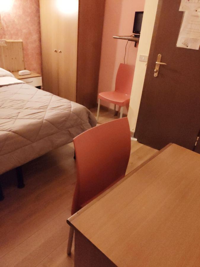 Hotel Ariosto Centro Storico Ρέτζιο Εμίλια Εξωτερικό φωτογραφία