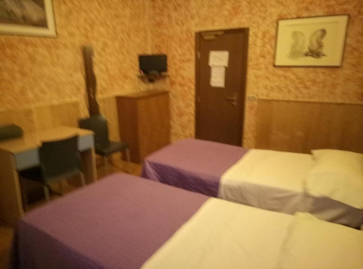 Hotel Ariosto Centro Storico Ρέτζιο Εμίλια Εξωτερικό φωτογραφία